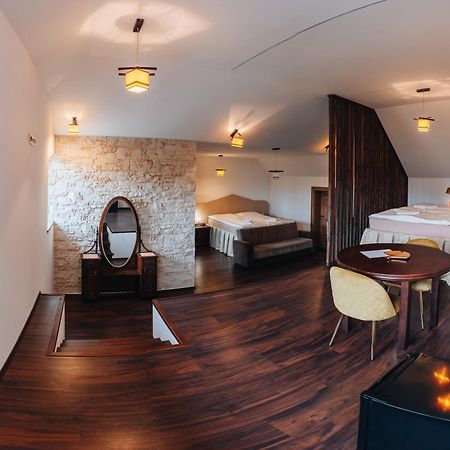 Kastely Grof Zichy Hotel Haniska Eksteriør billede